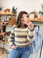 Load image into Gallery viewer, Darlin' Sweater