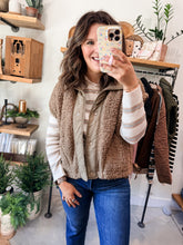 Load image into Gallery viewer, Sherpa Vest