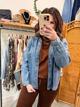 Load image into Gallery viewer, Washed Chambray Top