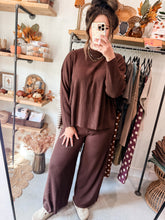 Load image into Gallery viewer, Staple Sweater Set