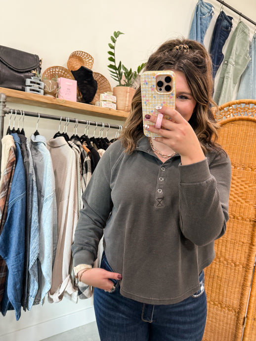 Hedi Collared Snap Henley