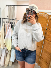 Load image into Gallery viewer, Buttter Crewneck
