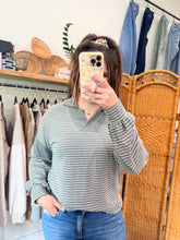 Load image into Gallery viewer, Cece Stripe Pullover