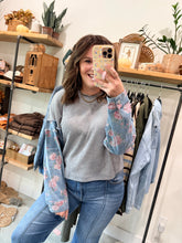 Load image into Gallery viewer, Blushing Floral Top