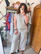 Load image into Gallery viewer, Halee Striped Set