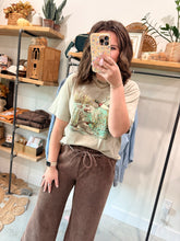 Load image into Gallery viewer, Mallard Vintage Graphic Tee
