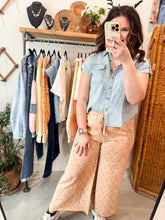 Load image into Gallery viewer, Maclyn Ditsy Floral Pants