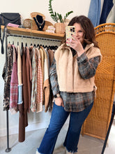 Load image into Gallery viewer, Cozy Sherpa Vest