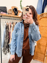 Load image into Gallery viewer, Washed Chambray Top