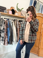 Load image into Gallery viewer, Della Sweatshirt