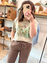 Load image into Gallery viewer, Mallard Vintage Graphic Tee