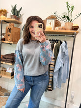 Load image into Gallery viewer, Blushing Floral Top