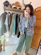 Load image into Gallery viewer, Sophia Floral Denim Top