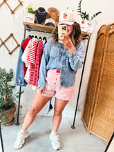 Load image into Gallery viewer, Chambray Button Down Top