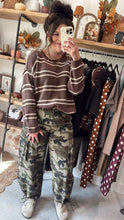 Load image into Gallery viewer, Camo Cargo Pants