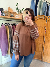 Load image into Gallery viewer, Coffee Plaid Pullover