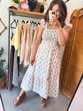 Load image into Gallery viewer, Joelle Floral Midi Dress