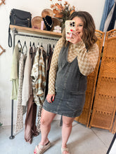 Load image into Gallery viewer, Checkered Mock Neck Top