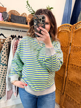 Load image into Gallery viewer, Free &amp; Easy Pullover