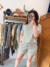 Load image into Gallery viewer, On The Go Stripe Set