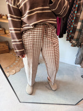 Load image into Gallery viewer, Brushed Checkered Pants