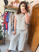 Load image into Gallery viewer, Halee Striped Set