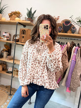 Load image into Gallery viewer, Collared Floral Peplum Top