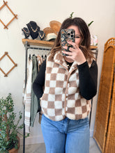 Load image into Gallery viewer, Sherpa Checkered Vest