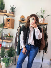 Load image into Gallery viewer, Sherpa Vest