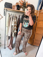 Load image into Gallery viewer, Leopard Sport Pants