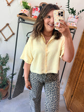 Load image into Gallery viewer, Raw Edge Short Sleeve Cardigan