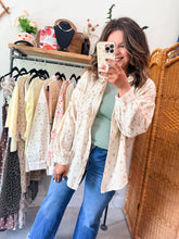 Load image into Gallery viewer, Wildflower Linen Button Top