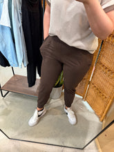 Load image into Gallery viewer, Butter Joggers