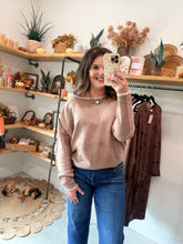 Load image into Gallery viewer, Contrast Trim Sweater