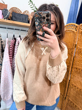 Load image into Gallery viewer, The Havannah Top