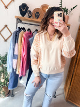 Load image into Gallery viewer, Quincy Floral Top