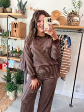 Load image into Gallery viewer, Cozy Striped Set