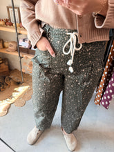 Load image into Gallery viewer, Olive Ditsy Floral Pants