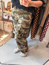Load image into Gallery viewer, Camo Cargo Pants