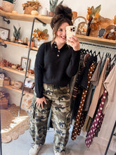 Load image into Gallery viewer, Camo Cargo Pants