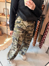 Load image into Gallery viewer, Camo Cargo Pants