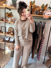 Load image into Gallery viewer, Latte Stripe Set