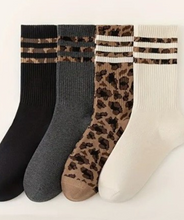 Load image into Gallery viewer, Leopard Crew Socks