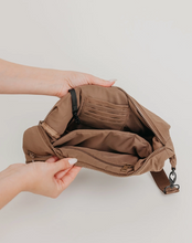 Load image into Gallery viewer, Brixley Cresent Bag